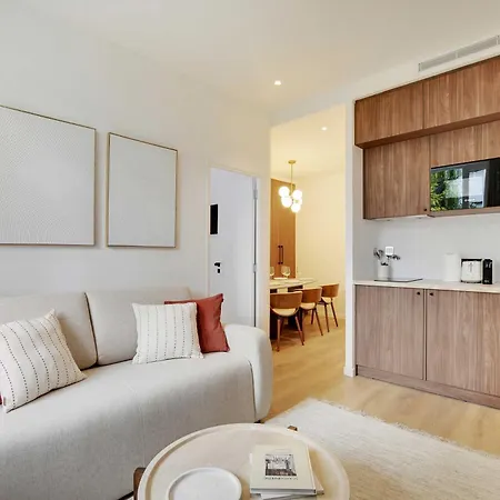 Modern Flat - 2br-6p - Northern *